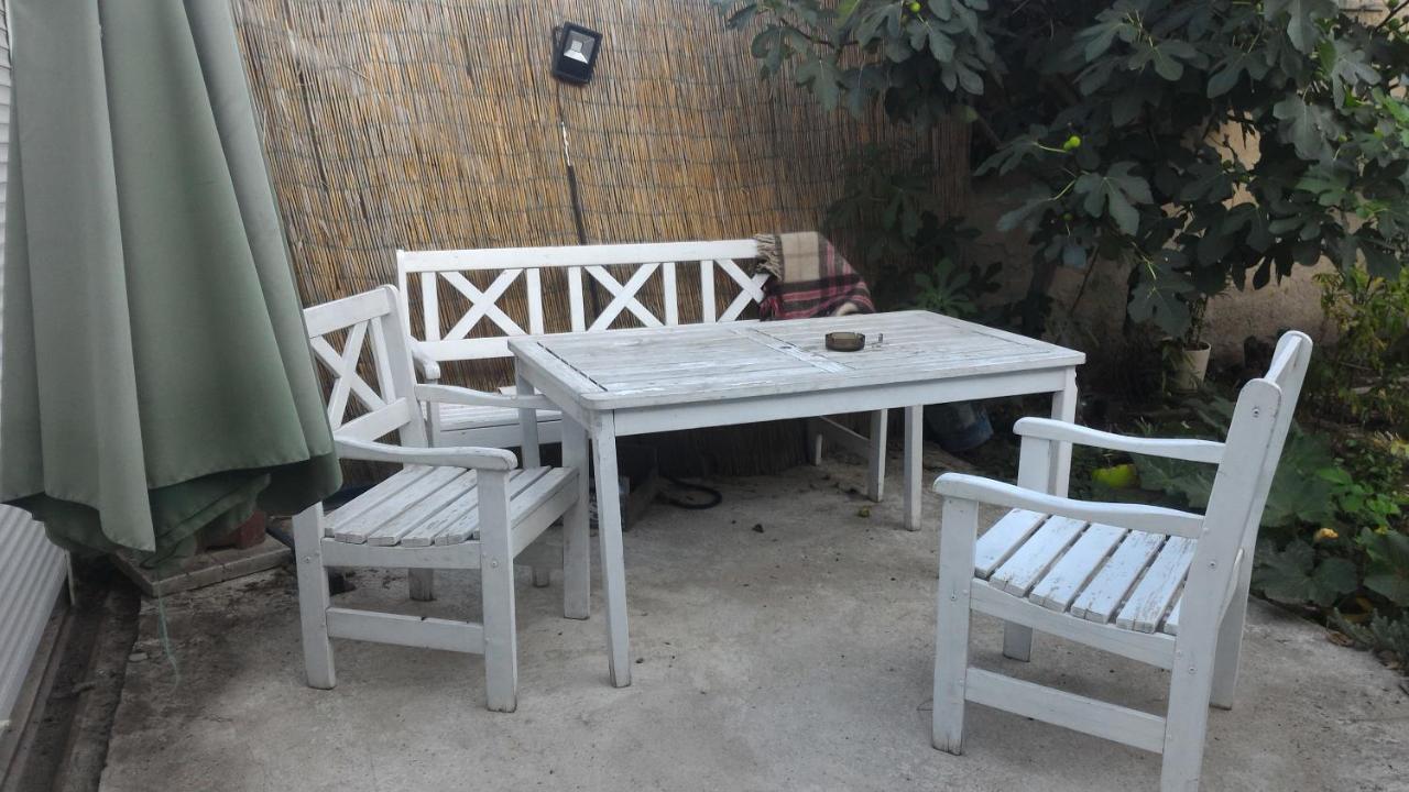 Small Guest House Odesa Exterior foto